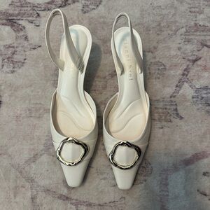 Gianni Bini Kitten Heel